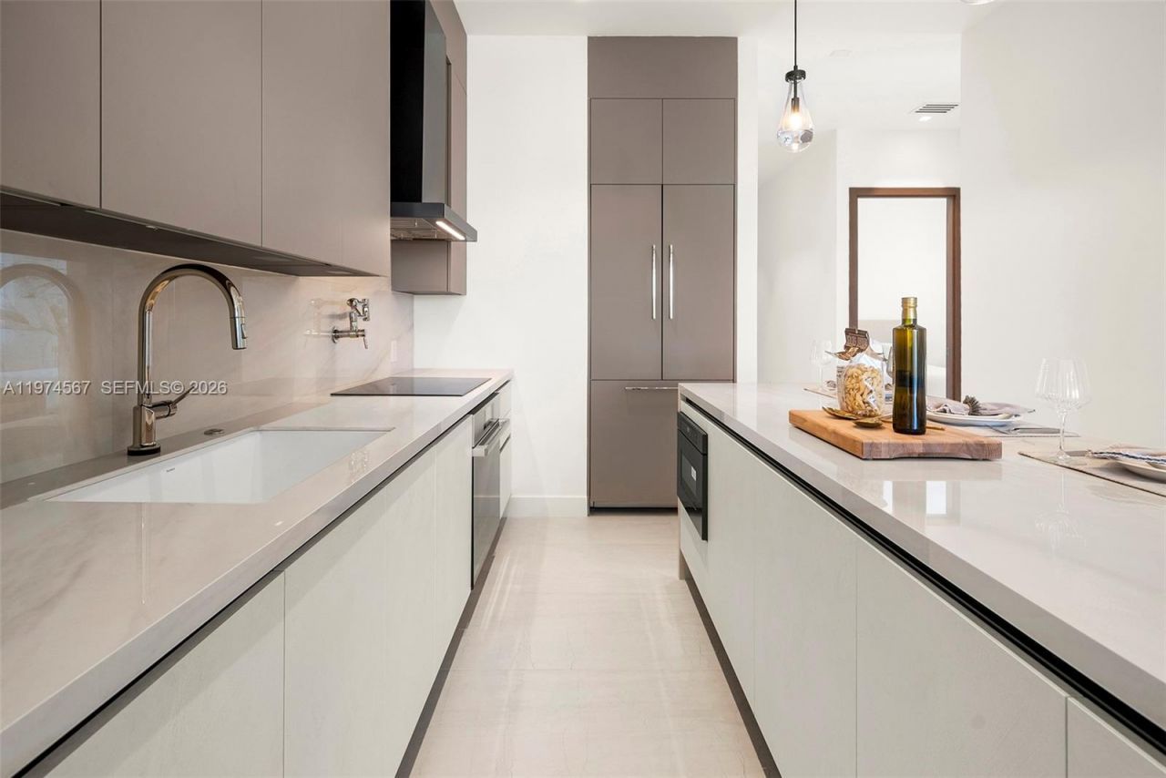 246 NE 6th Ave , Unit 302, Delray Beach, FL 33483 Photo