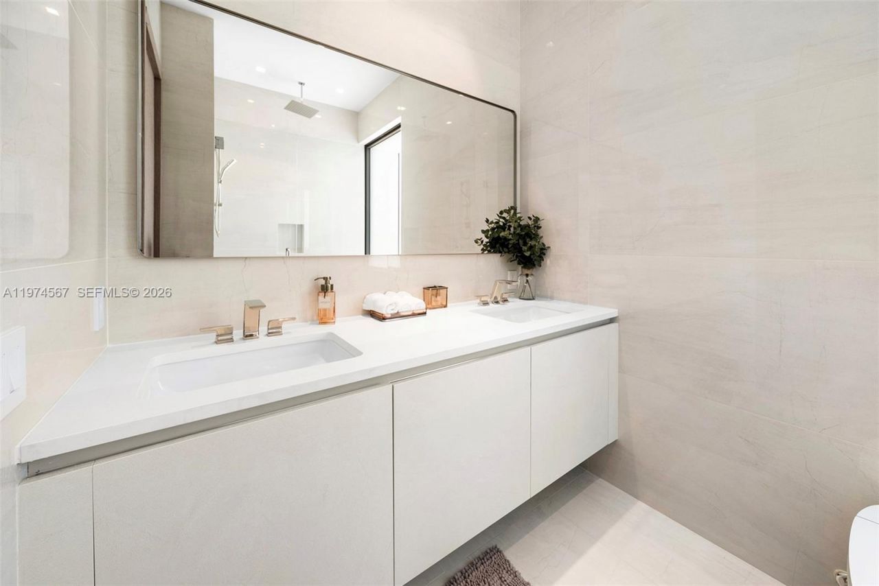 246 NE 6th Ave , Unit 302, Delray Beach, FL 33483 Photo