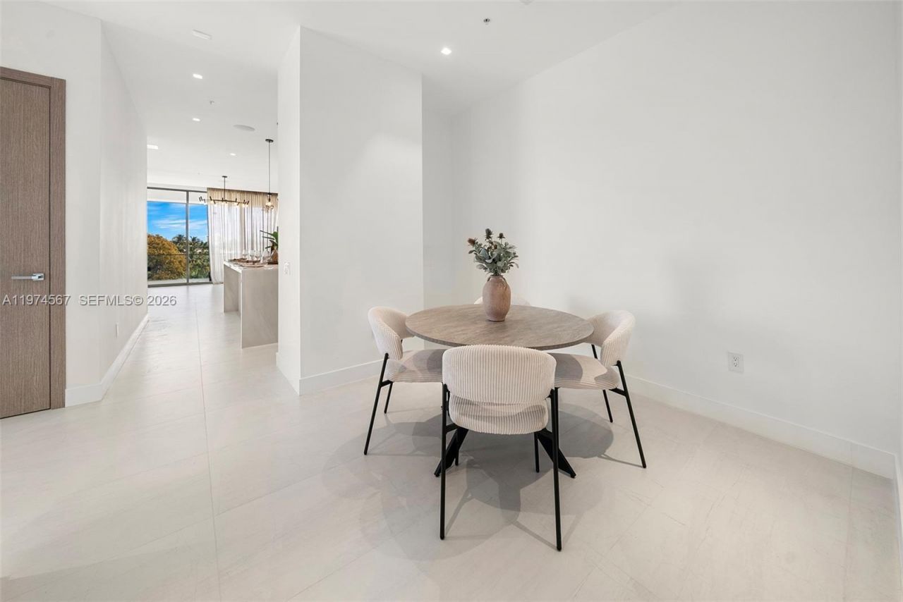 246 NE 6th Ave , Unit 302, Delray Beach, FL 33483 Photo