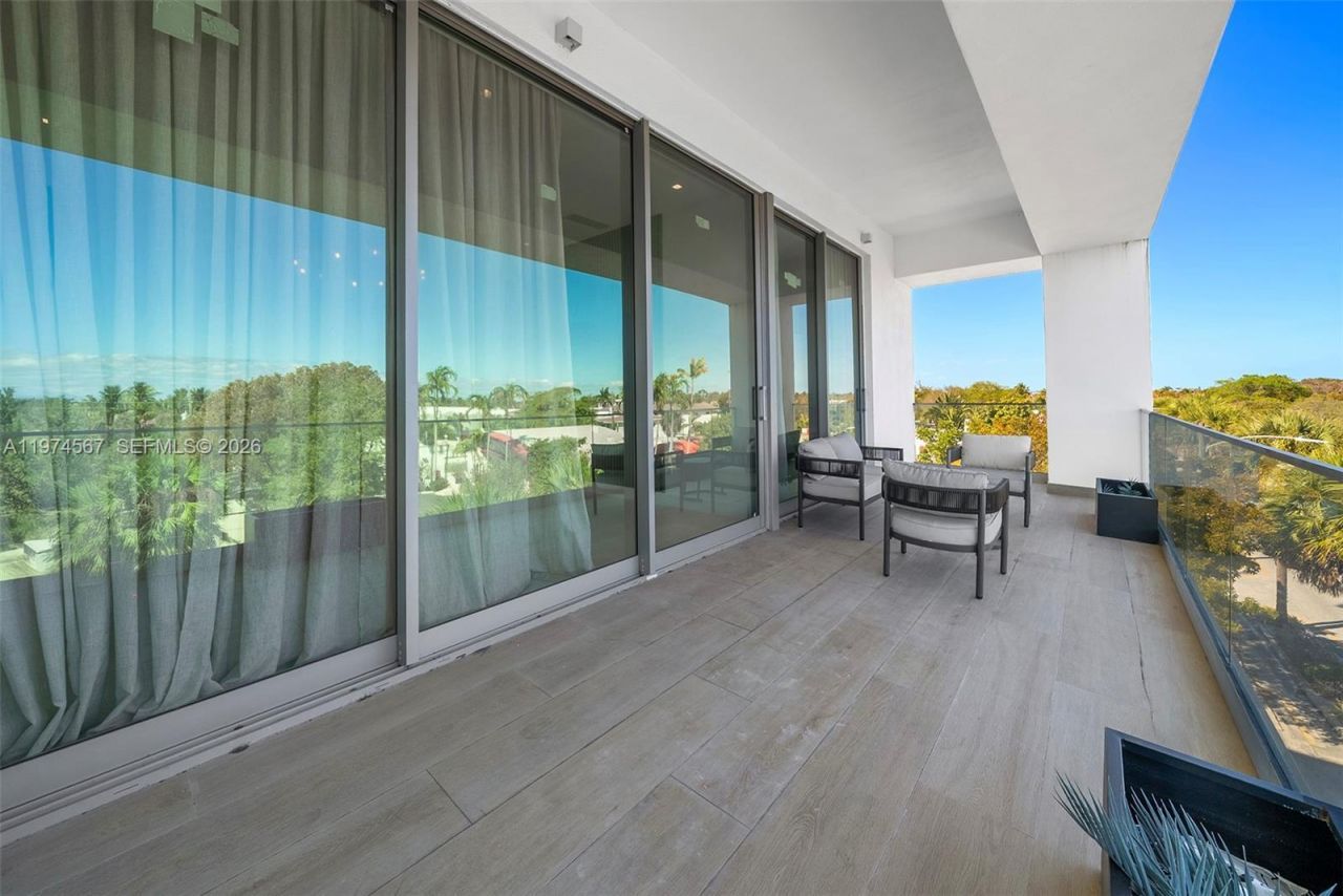 246 NE 6th Ave , Unit 302, Delray Beach, FL 33483 Photo