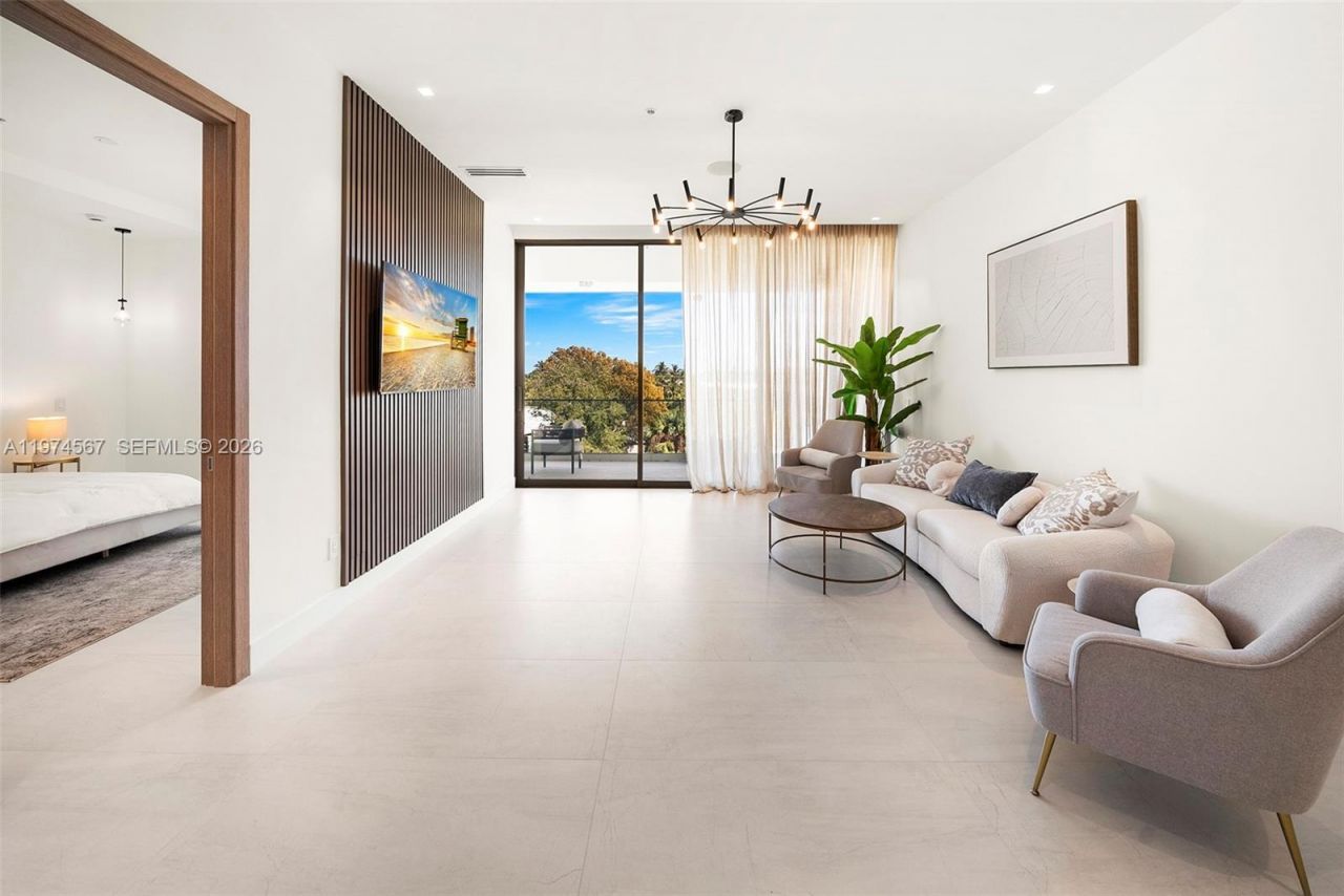 246 NE 6th Ave , Unit 302, Delray Beach, FL 33483 Photo