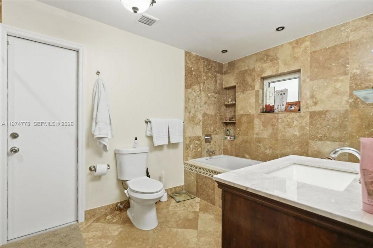 4925 Tyler St, Hollywood, FL 33021 Photo