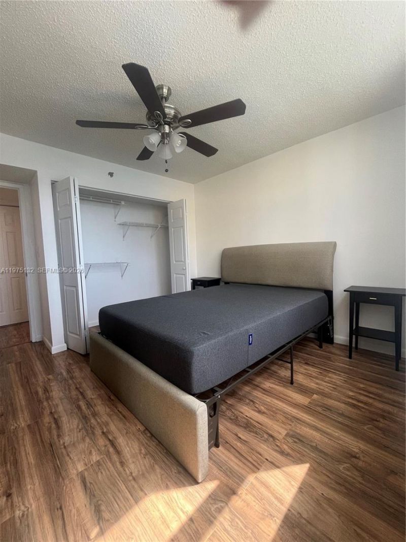 770 Claughton Island Dr, Unit 606, Miami, FL 33131 Photo