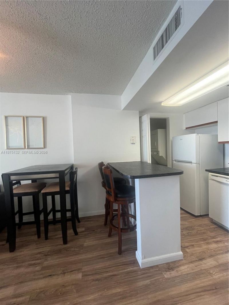 770 Claughton Island Dr, Unit 606, Miami, FL 33131 Photo