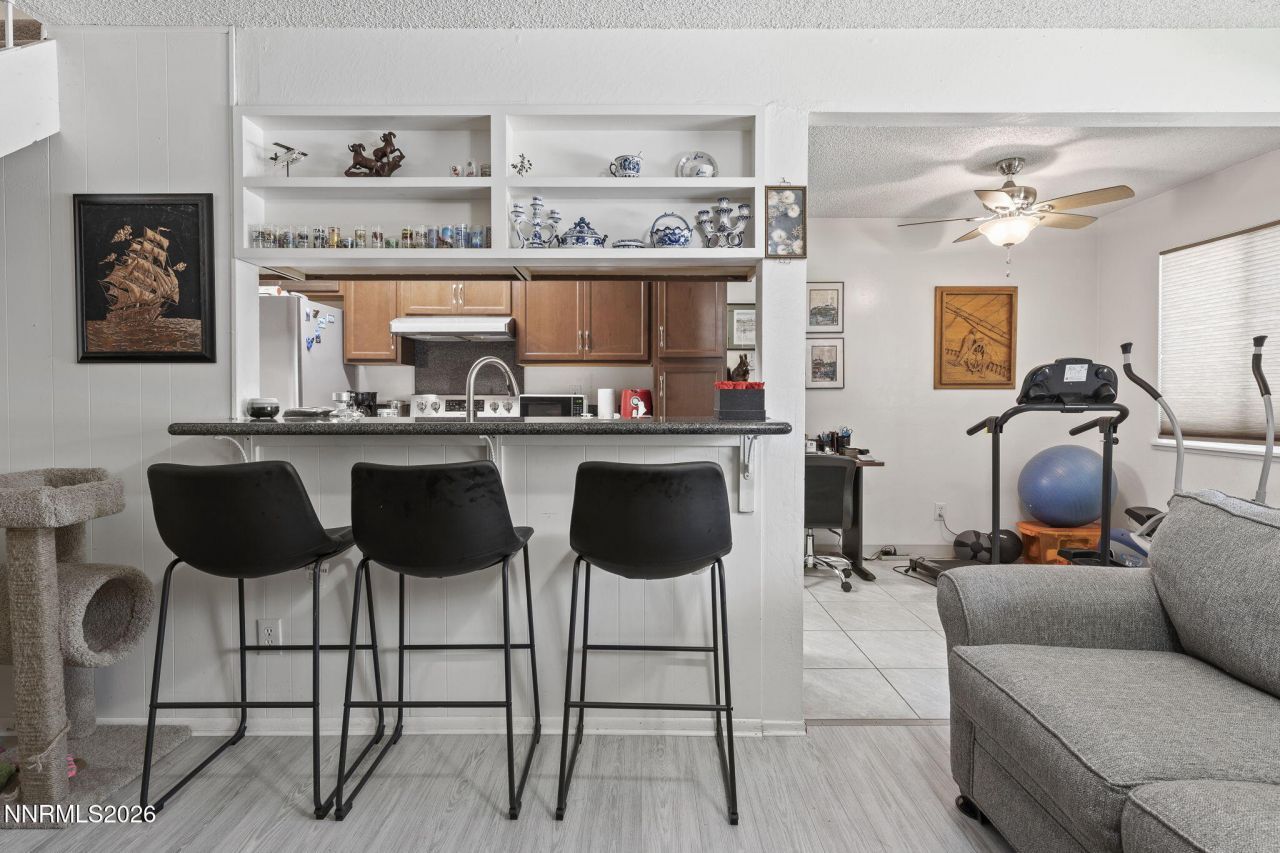 661 Oakwood Drive, Unit APT 3, Sparks, NV 89431 Photo