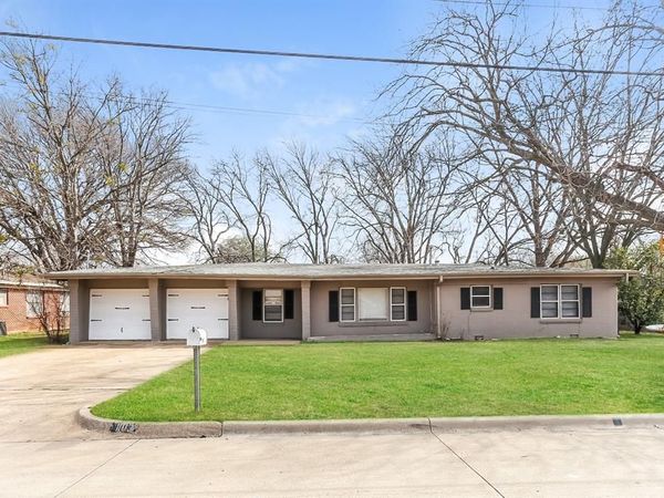 1103 Warden Street, Benbrook, TX 76126