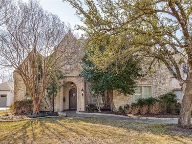 6428 Lavendale Avenue, Dallas, TX 75230