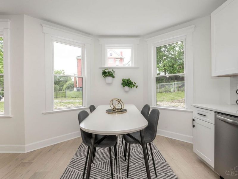 817 Hawthorne Avenue, Unit A, Cincinnati, OH 45205 Photo 13