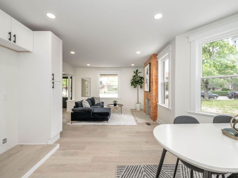 817 Hawthorne Avenue, Unit A, Cincinnati, OH 45205 Photo 14