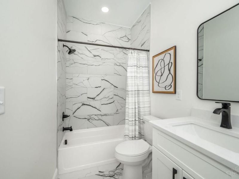 817 Hawthorne Avenue, Unit A, Cincinnati, OH 45205 Photo 23