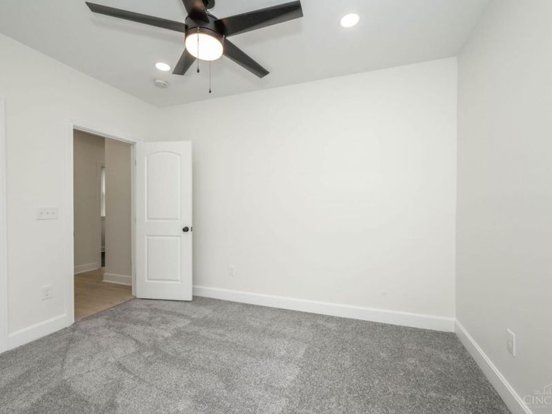 817 Hawthorne Avenue, Unit A, Cincinnati, OH 45205 Photo 24
