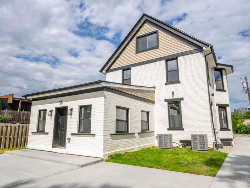 817 Hawthorne Avenue, Unit A, Cincinnati, OH 45205 Photo 31