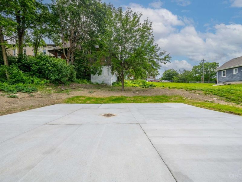 817 Hawthorne Avenue, Unit A, Cincinnati, OH 45205 Photo 35