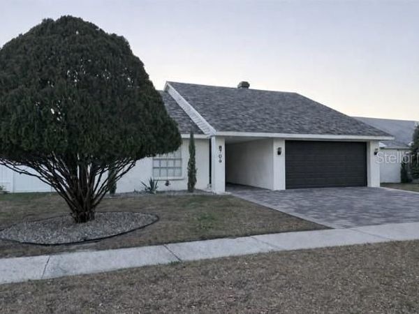 8706 OSAGE DRIVE , TAMPA, FL 33634