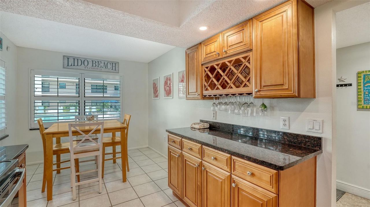 1001 Benjamin Franklin Drive, Unit 110, Sarasota, FL 34236 Photo