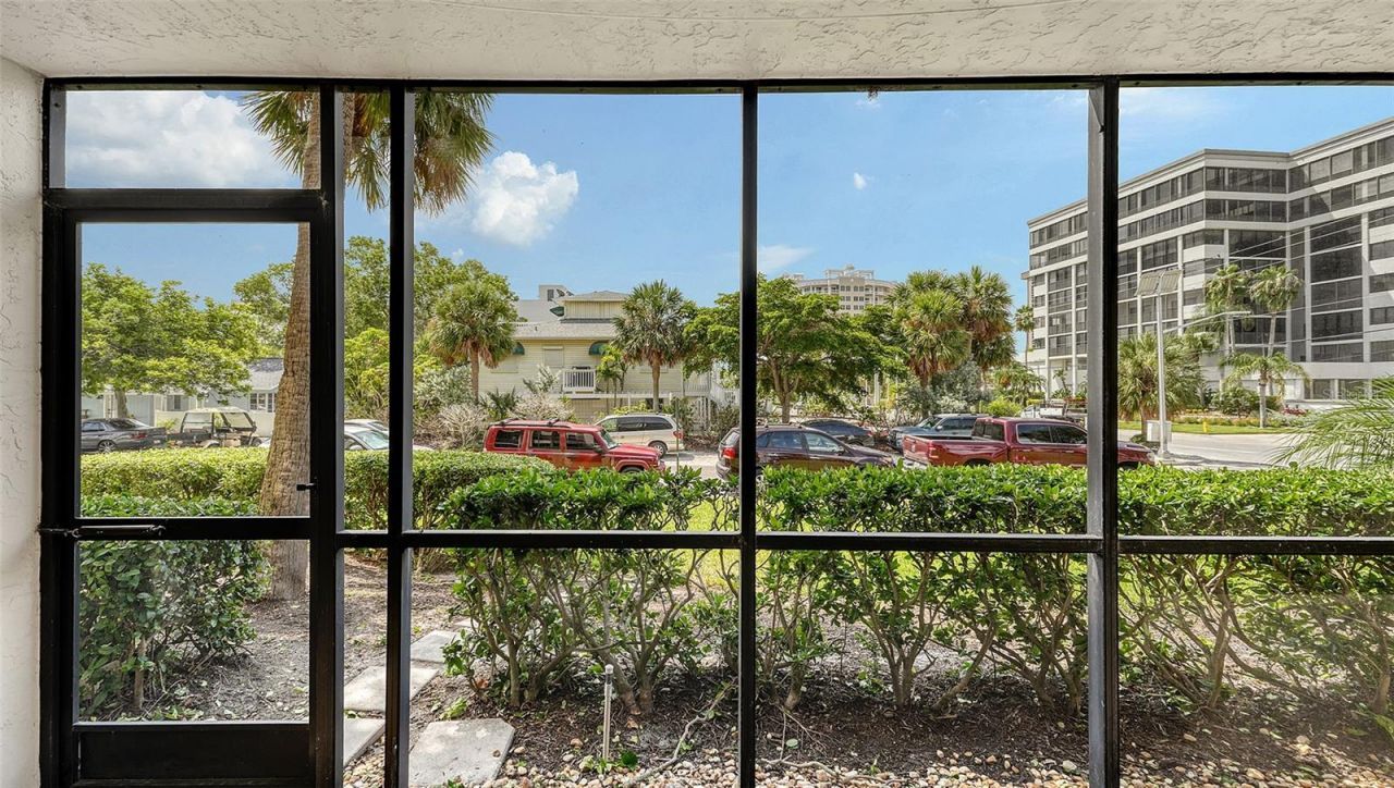1001 Benjamin Franklin Drive, Unit 110, Sarasota, FL 34236 Photo
