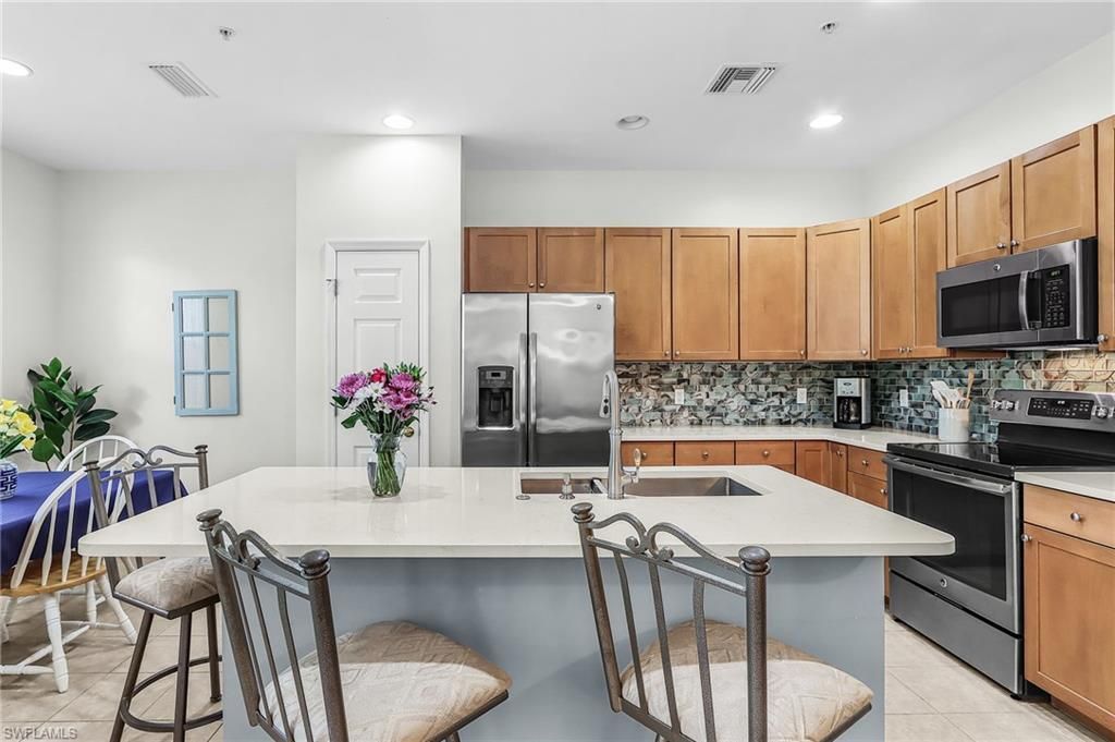 28105 Mandolin Ct, Unit 213, Bonita Springs, FL 34135 Photo