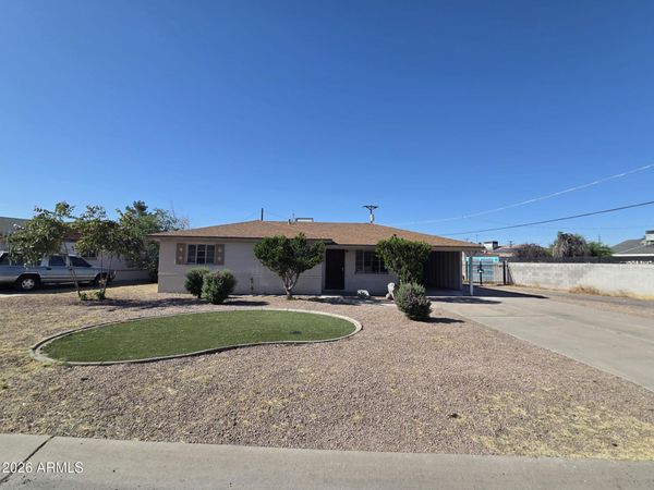 2207 W CACTUS WREN Drive, Phoenix, AZ 85021