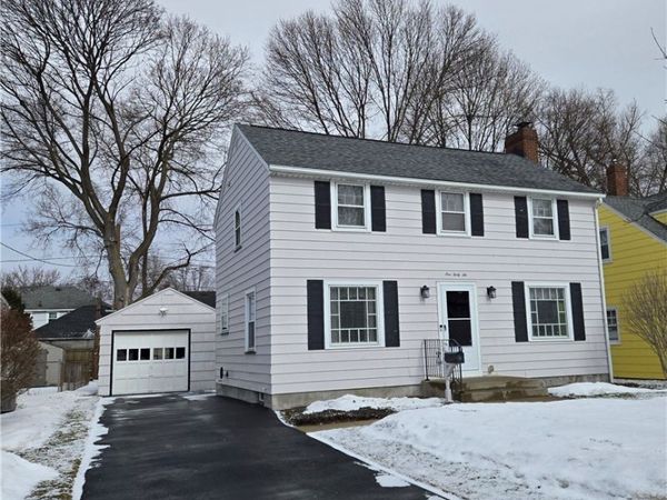 146 Burwell Road , Rochester, NY 14617