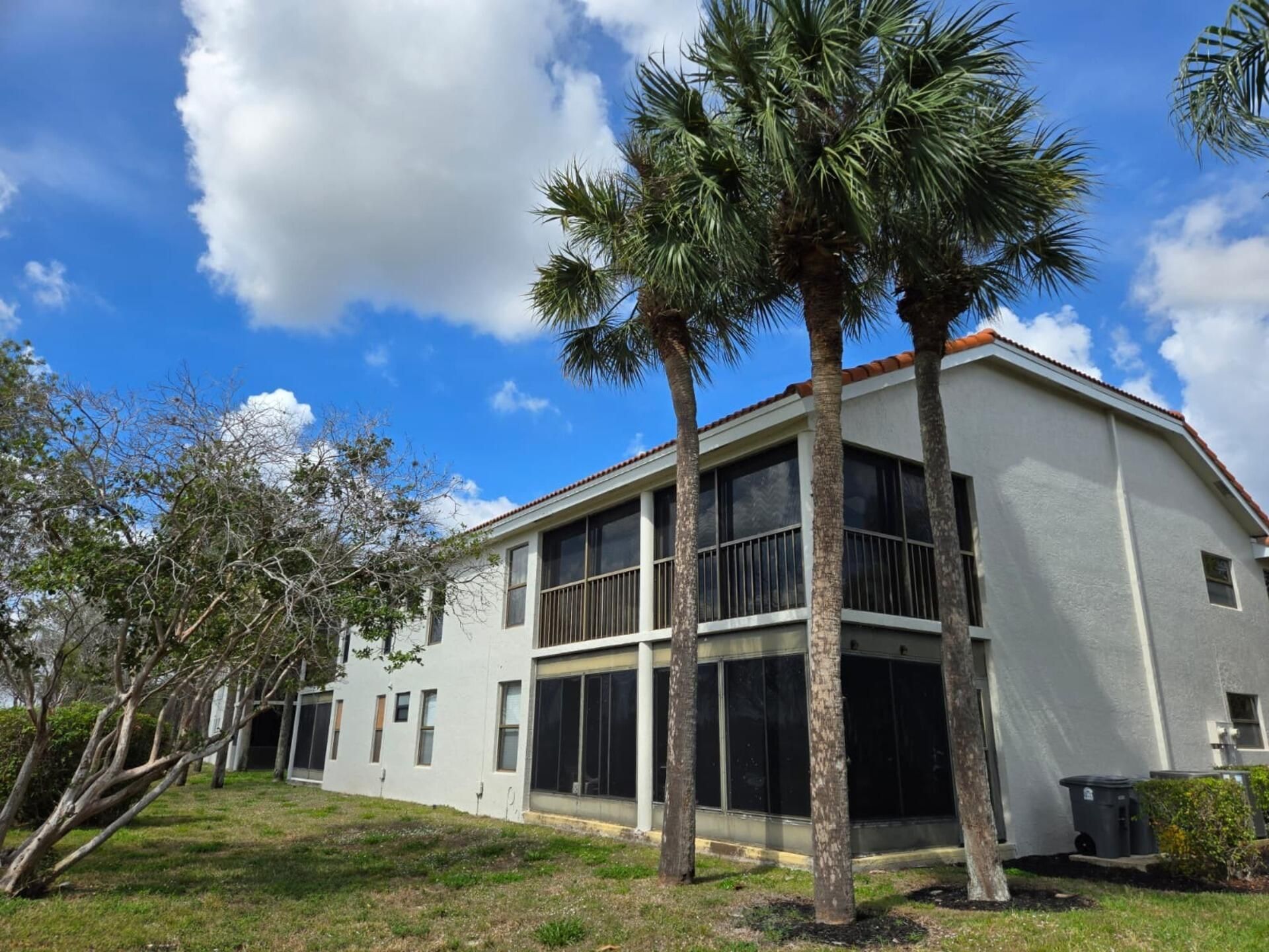 10870 Lakemore Lane, Unit 201, Boca Raton, FL 33498 Photo