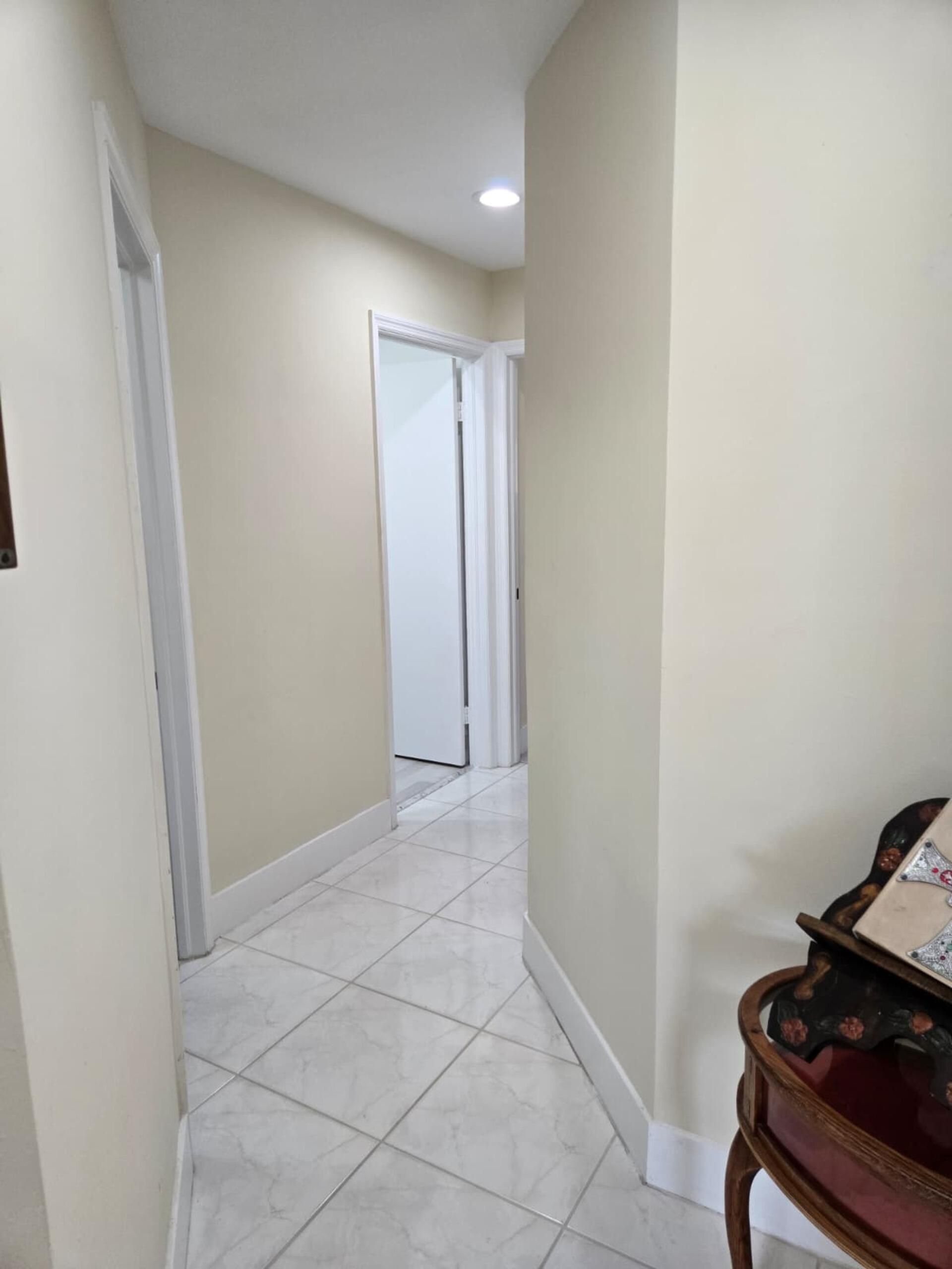 10870 Lakemore Lane, Unit 201, Boca Raton, FL 33498 Photo