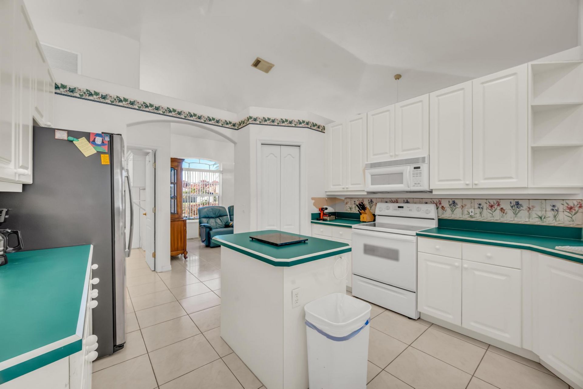 3407 SE Hart Circle, Port Saint Lucie, FL 34984 Photo