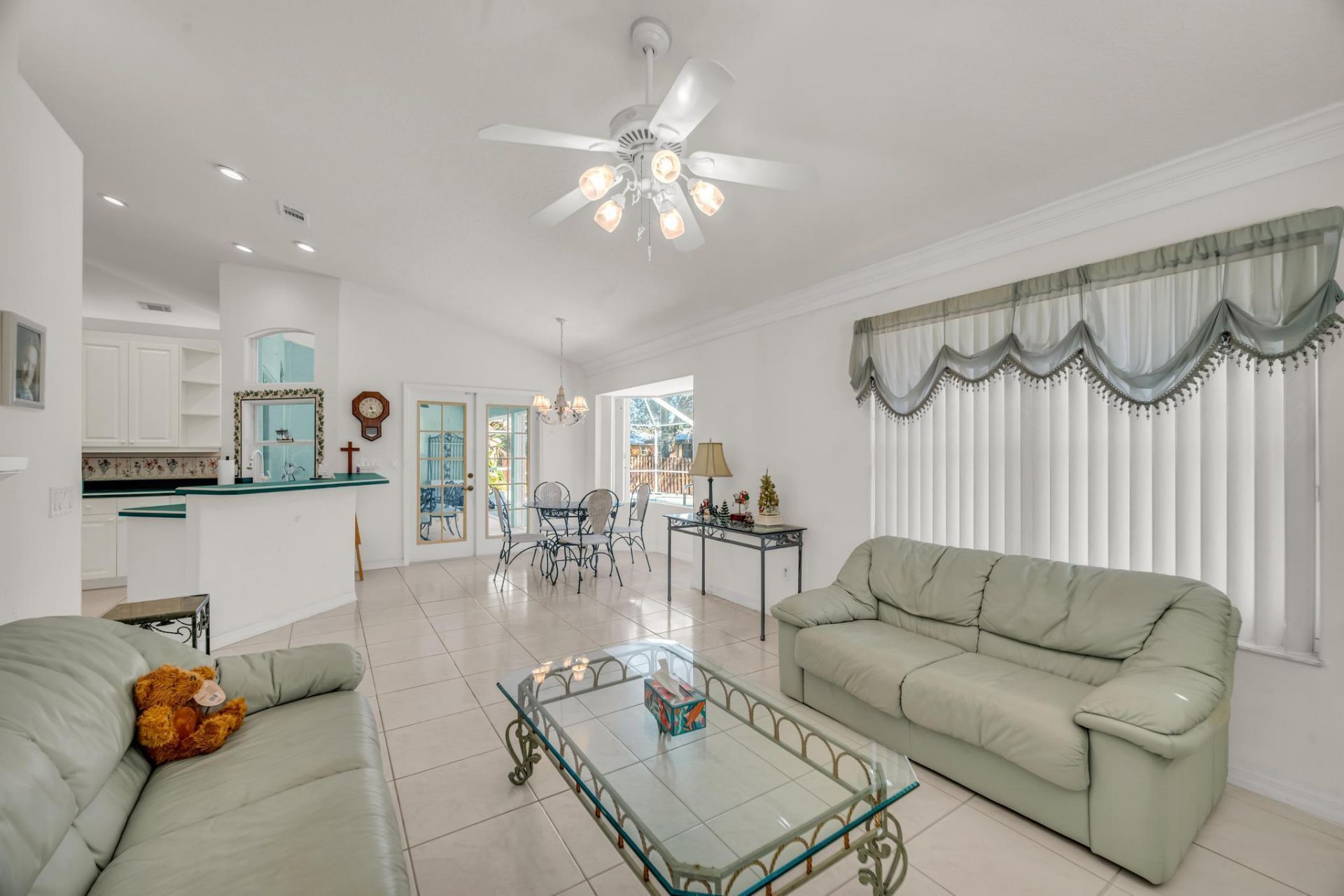 3407 SE Hart Circle, Port Saint Lucie, FL 34984 Photo