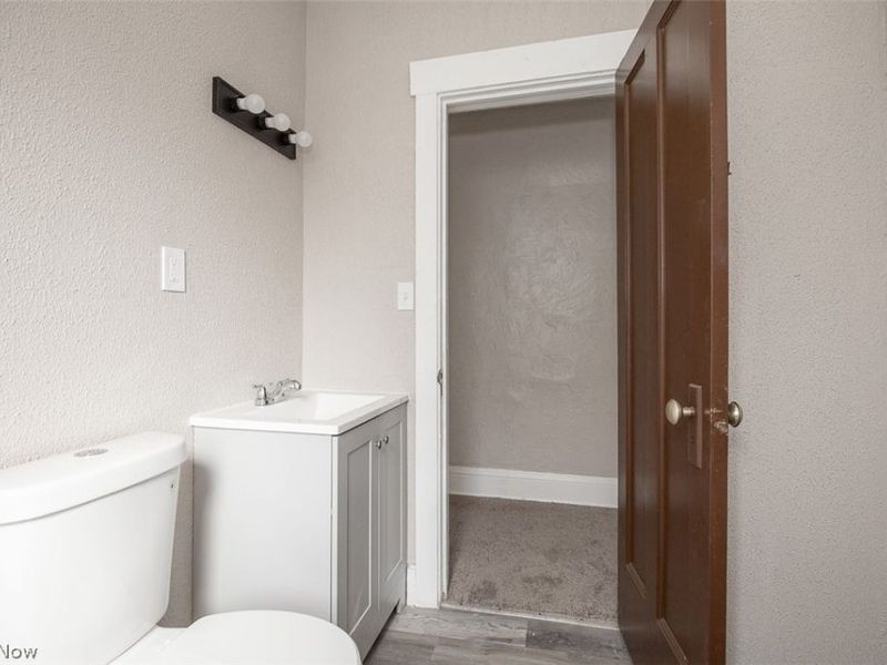 10724 Sprague Avenue, Cleveland, OH 44108 Photo 13