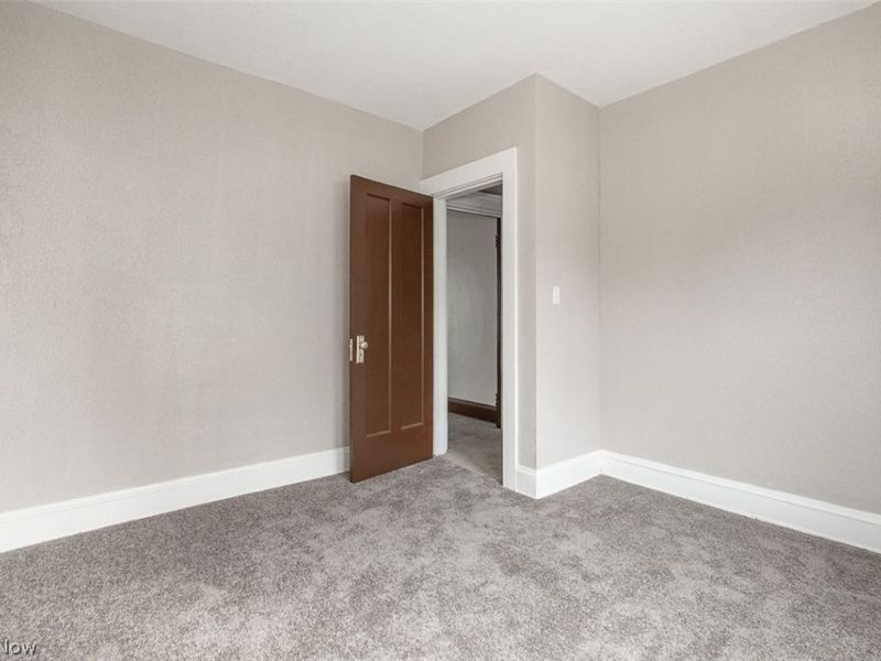 10724 Sprague Avenue, Cleveland, OH 44108 Photo 18