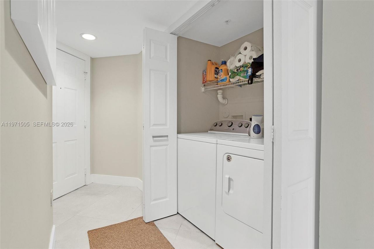 2009 SE 10th Ave , Unit 322, Fort Lauderdale, FL 33316 Photo