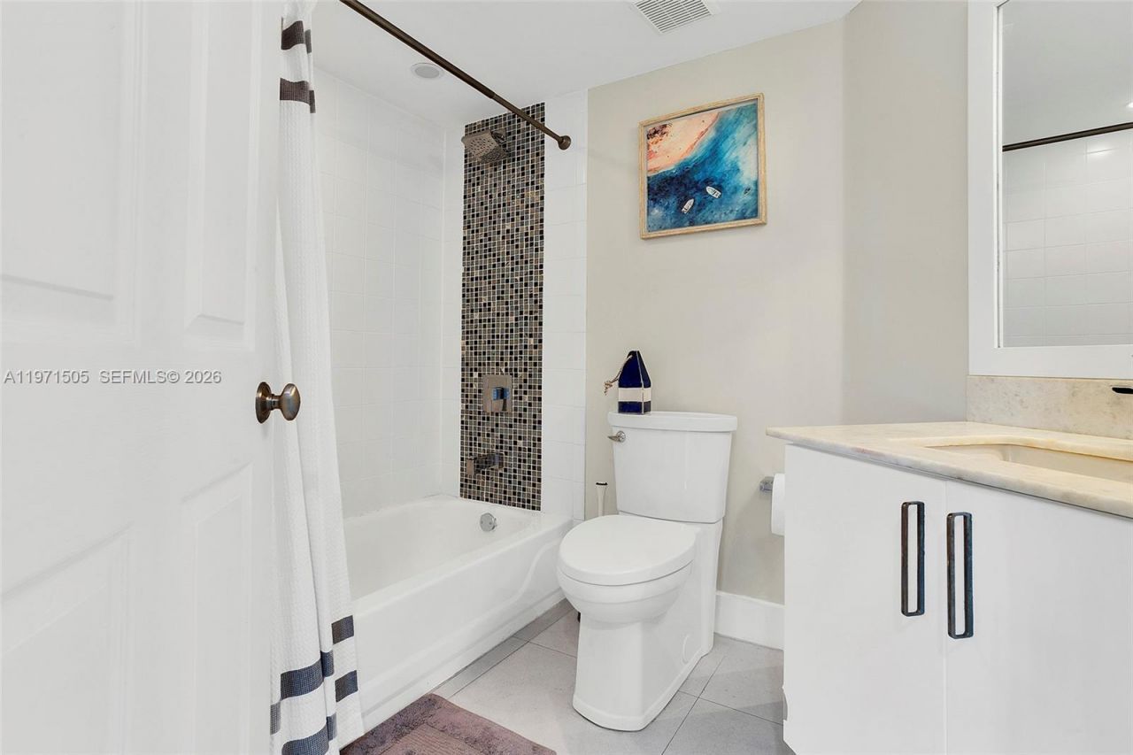 2009 SE 10th Ave , Unit 322, Fort Lauderdale, FL 33316 Photo