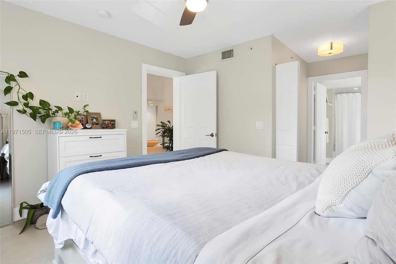 2009 SE 10th Ave , Unit 322, Fort Lauderdale, FL 33316 Photo