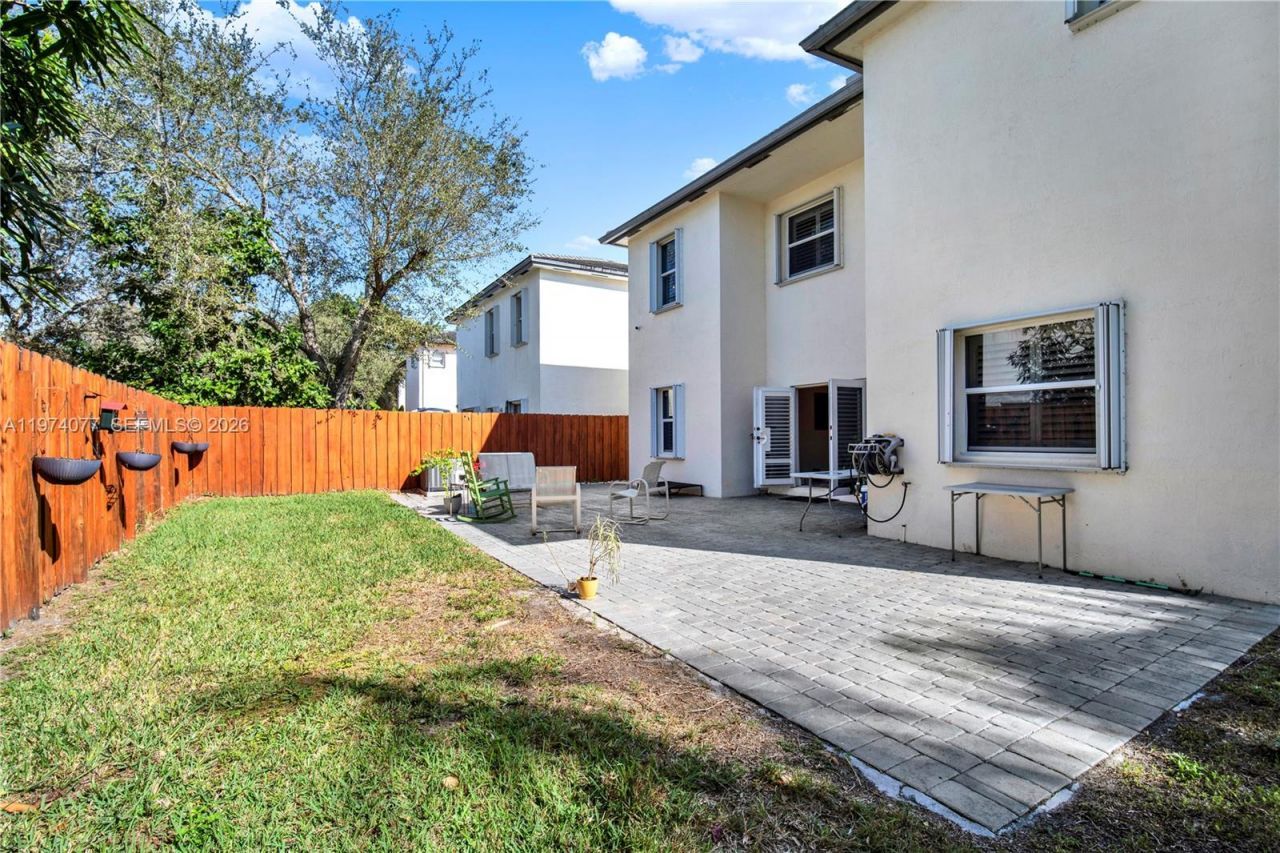 144 NE 32nd Ter , Homestead, FL 33033 Photo