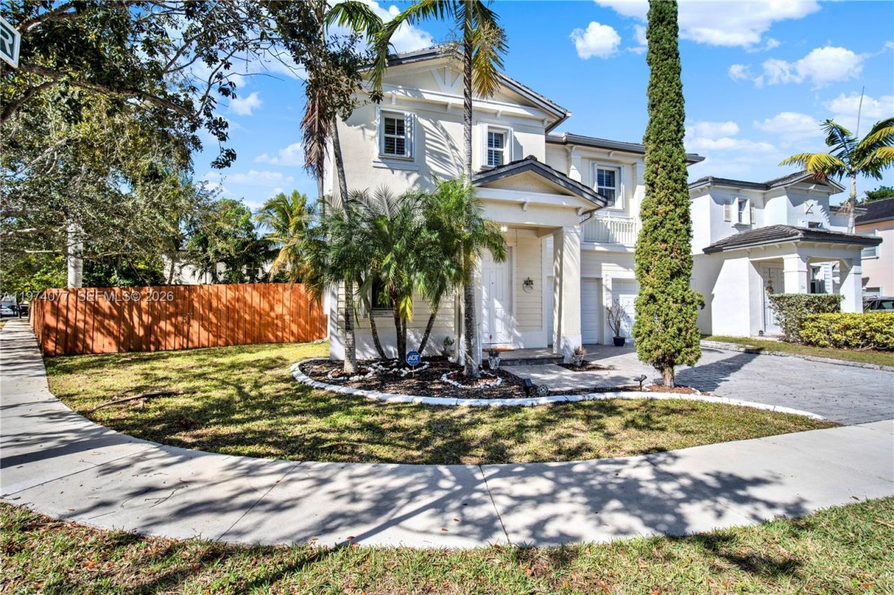 144 NE 32nd Ter , Homestead, FL 33033 Photo