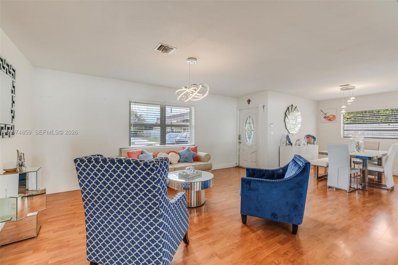 11751 SW 30th St , Miami, FL 33175 Photo