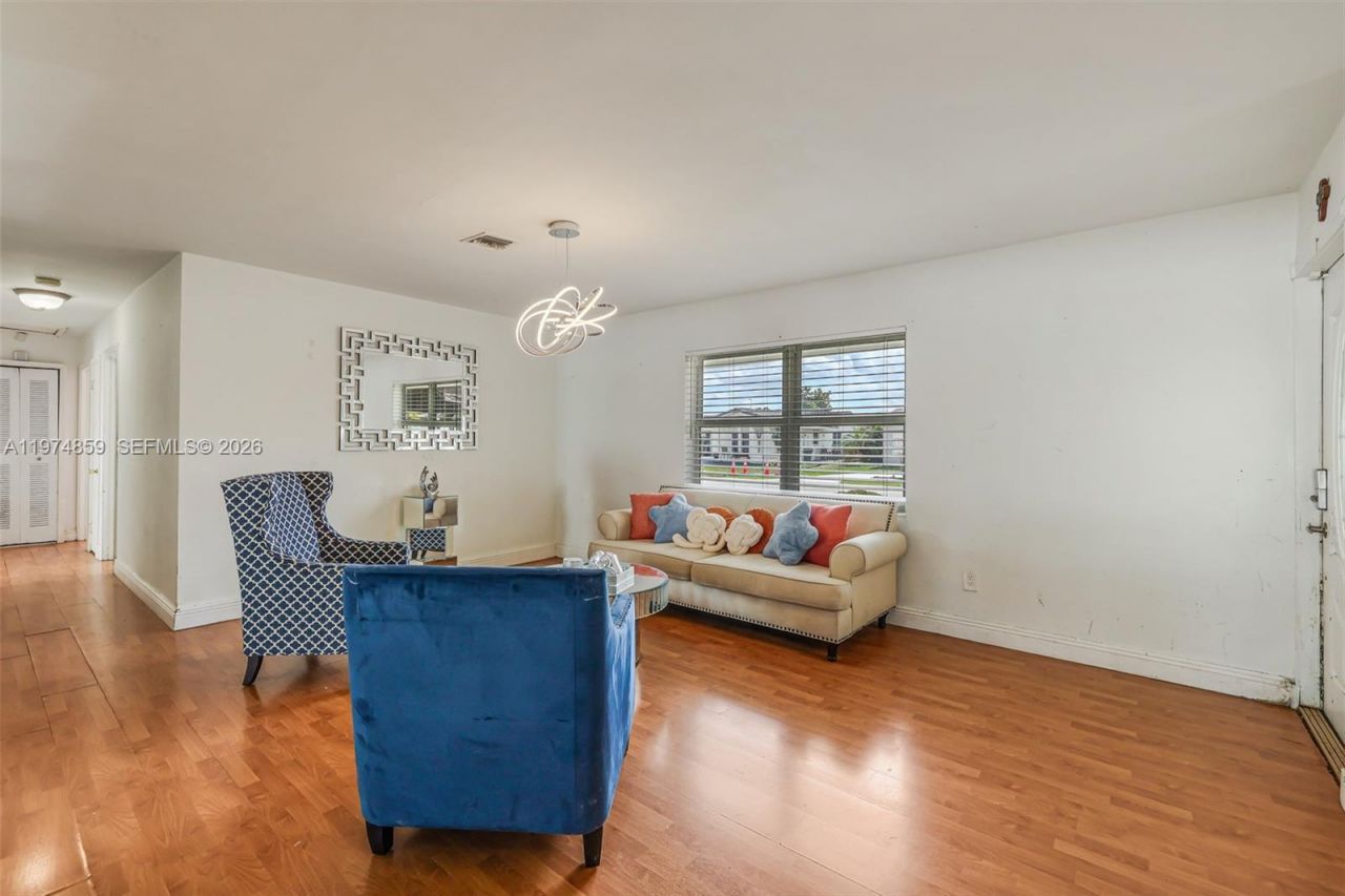 11751 SW 30th St , Miami, FL 33175 Photo