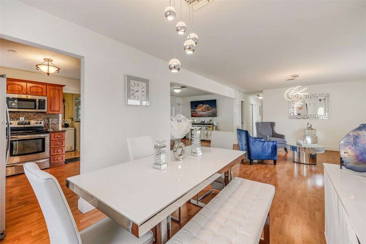 11751 SW 30th St , Miami, FL 33175 Photo