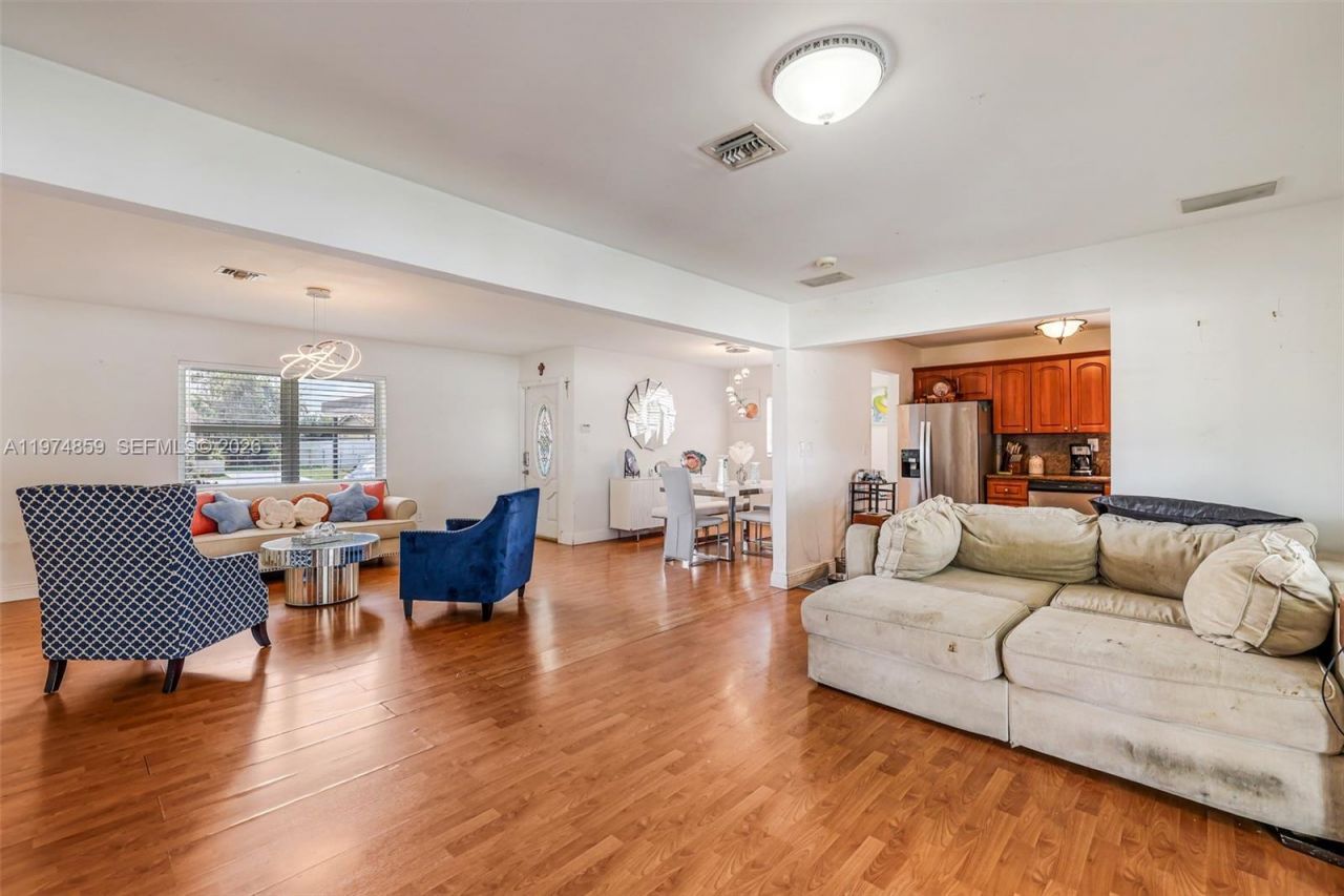 11751 SW 30th St , Miami, FL 33175 Photo