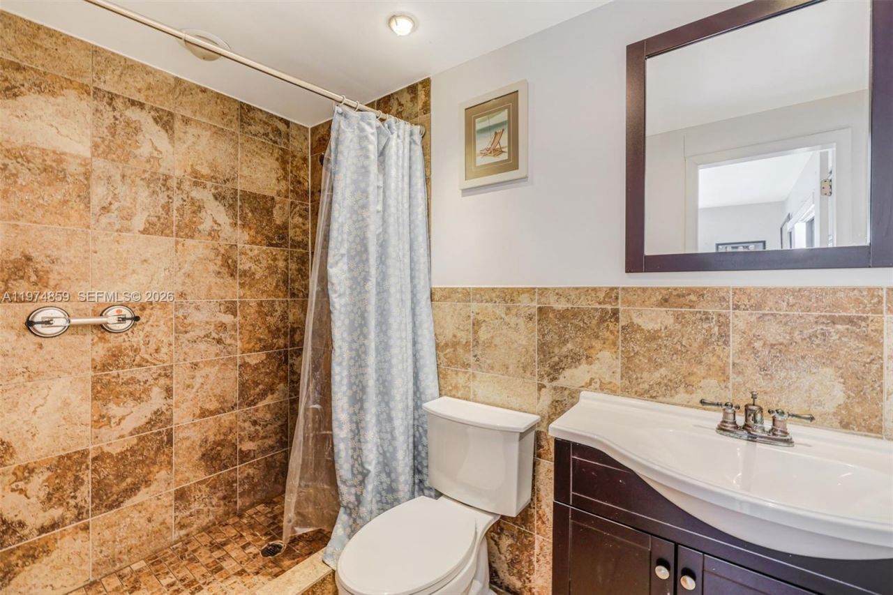 11751 SW 30th St , Miami, FL 33175 Photo