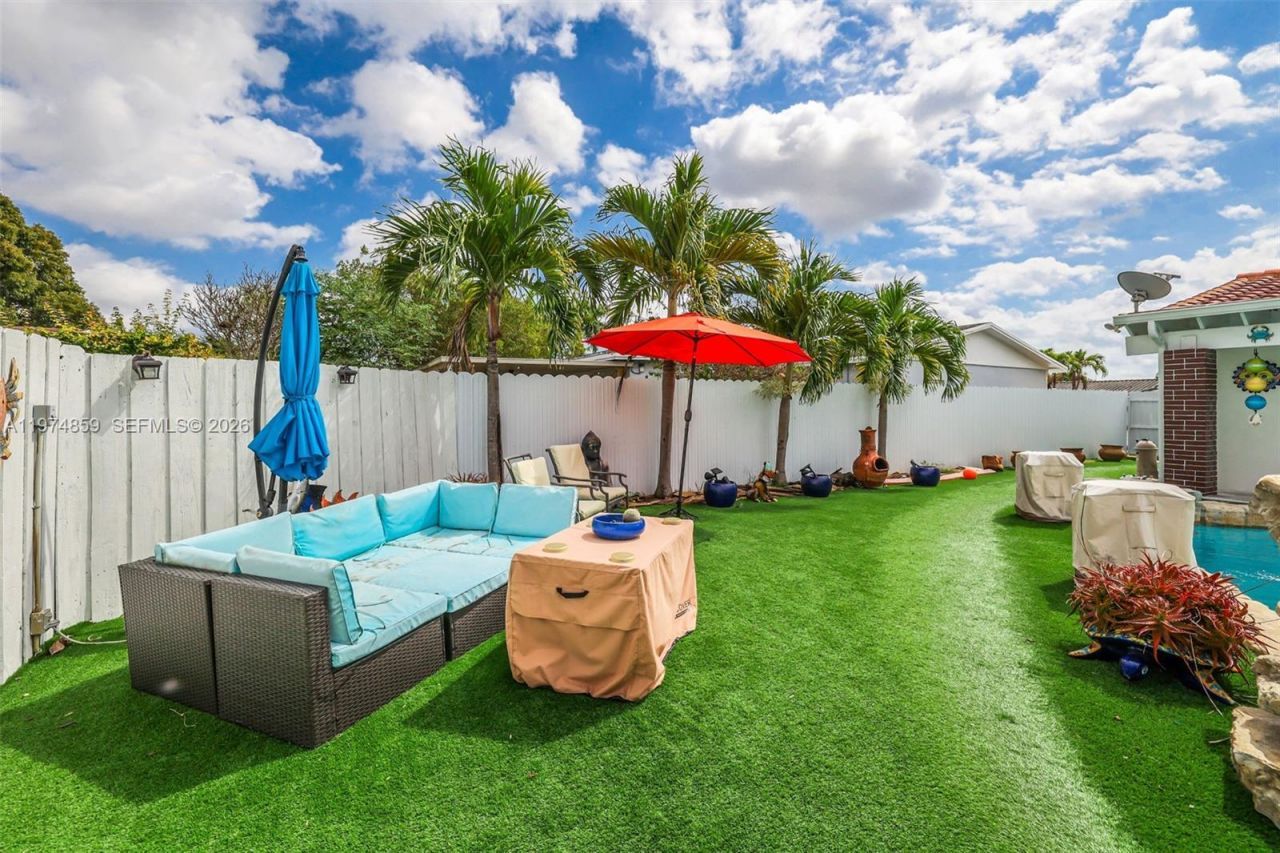 11751 SW 30th St , Miami, FL 33175 Photo