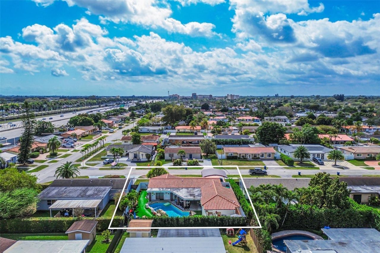 11751 SW 30th St , Miami, FL 33175 Photo