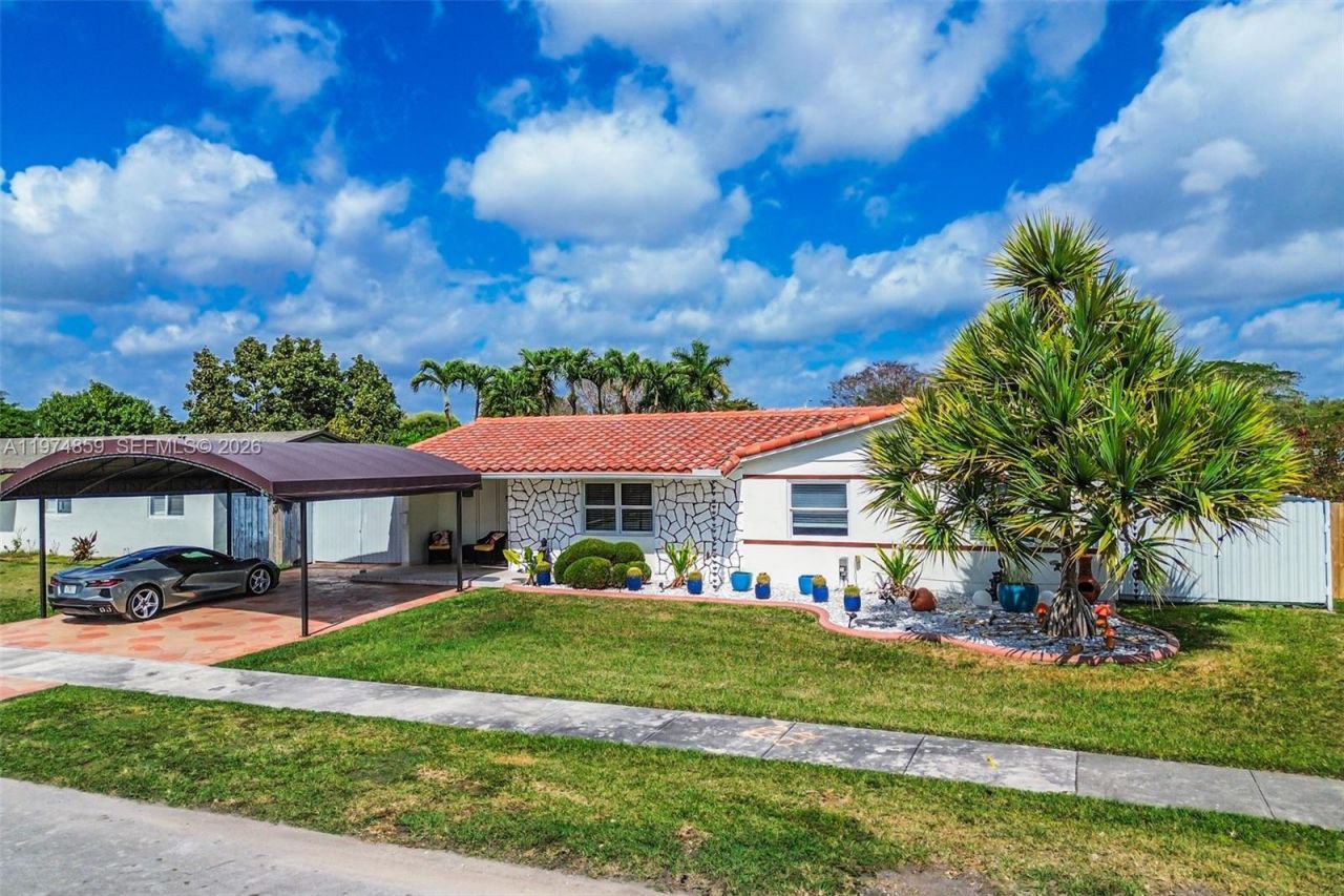 11751 SW 30th St , Miami, FL 33175 Photo