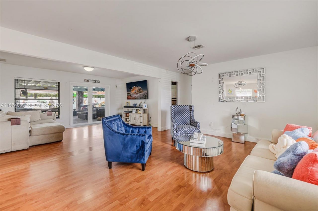 11751 SW 30th St , Miami, FL 33175 Photo