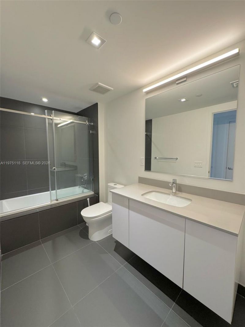 1600 NE 1st Ave, Unit 2210, Miami, FL 33132 Photo