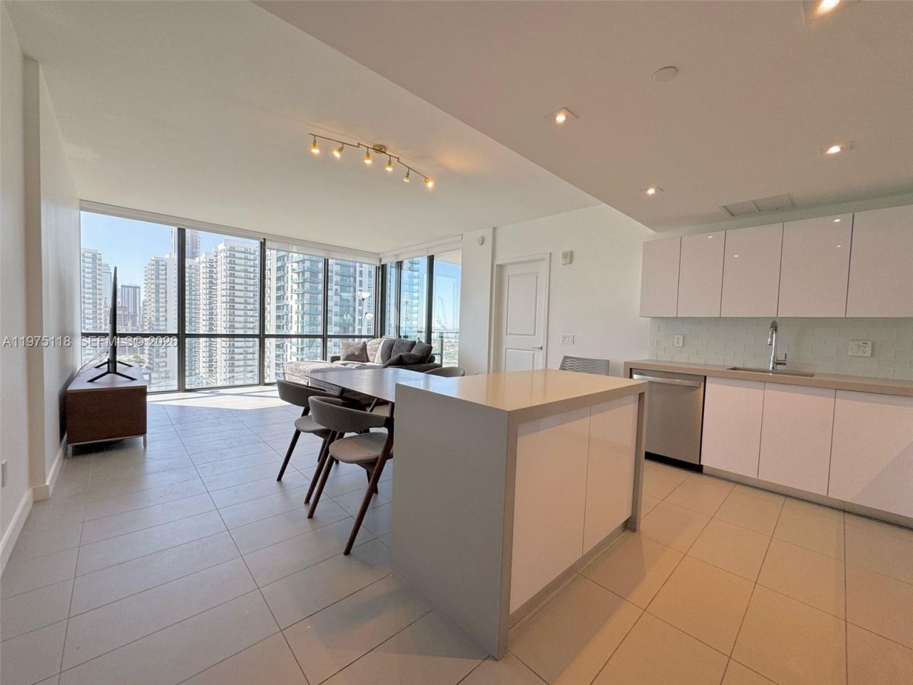 1600 NE 1st Ave, Unit 2210, Miami, FL 33132 Photo