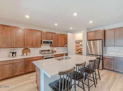 368 Porter Peak Drive, Carson City, NV 89701 Photo