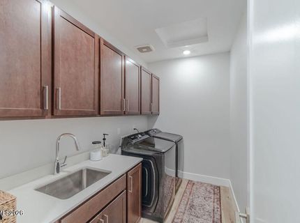 368 Porter Peak Drive, Carson City, NV 89701 Photo