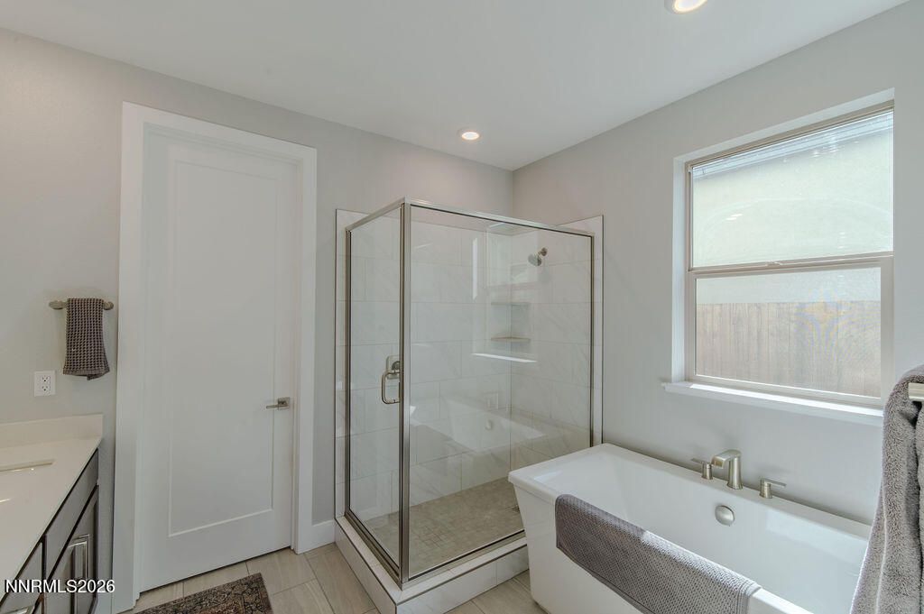 368 Porter Peak Drive, Carson City, NV 89701 Photo