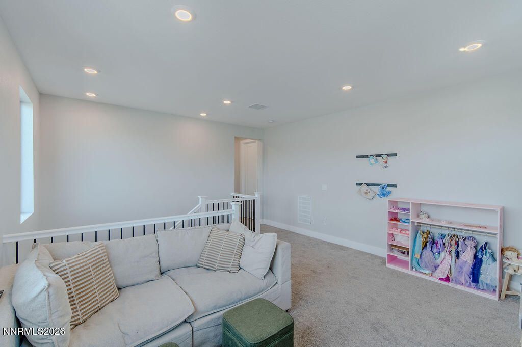 368 Porter Peak Drive, Carson City, NV 89701 Photo