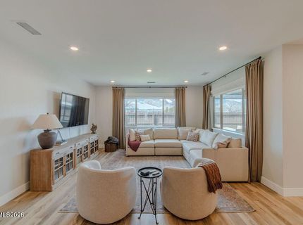 368 Porter Peak Drive, Carson City, NV 89701 Photo